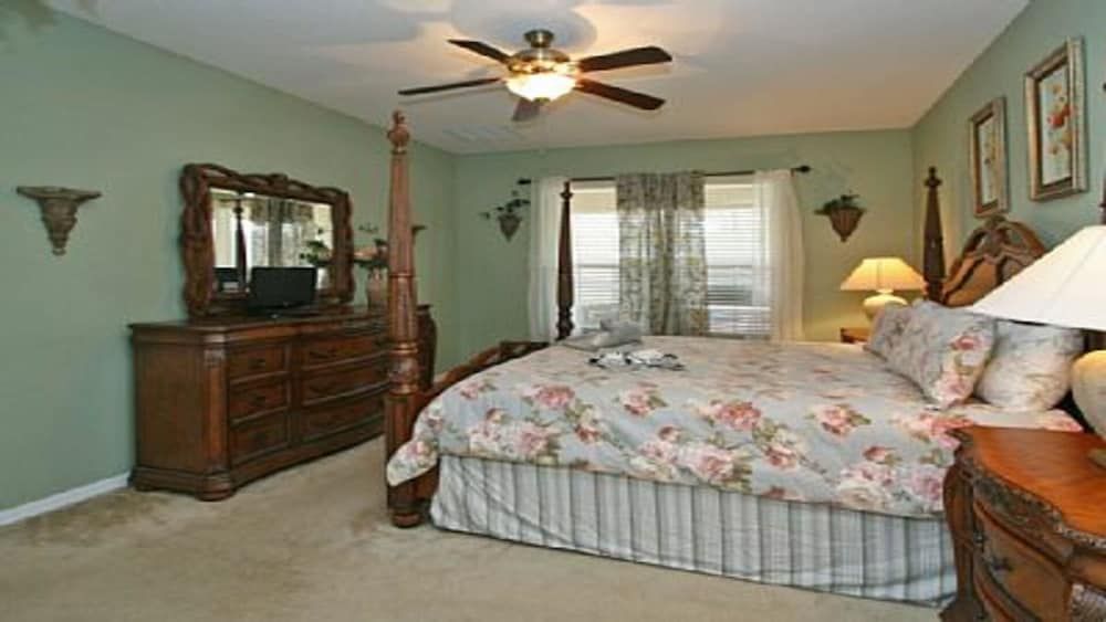 Emerald Island #5 - 7 Bed 6 Baths Villa Family Villa, Multiple Bedrooms, Garden Area 8