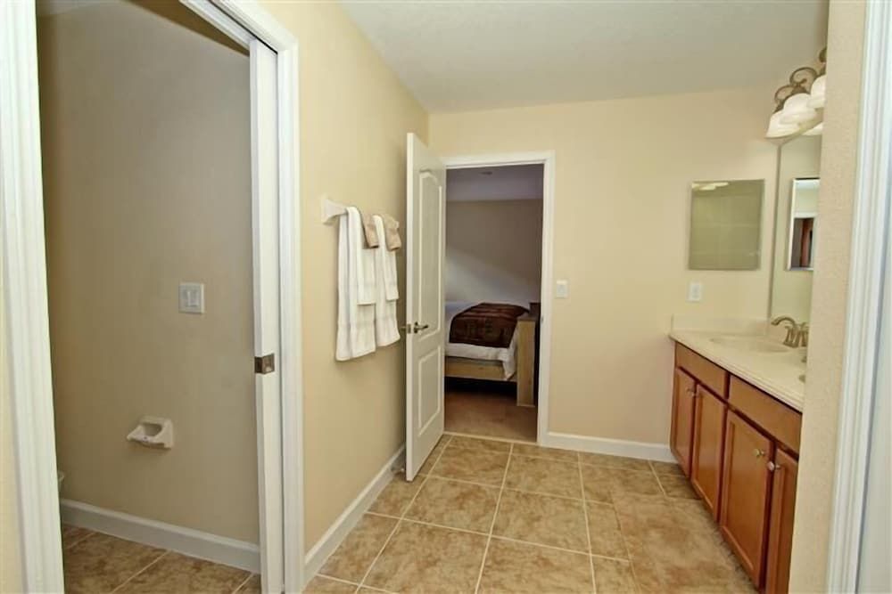 Champions Gate #4 - The Retreat - 8 Bed 5 Baths Villa Family Villa, Multiple Bedrooms, Garden Area 23