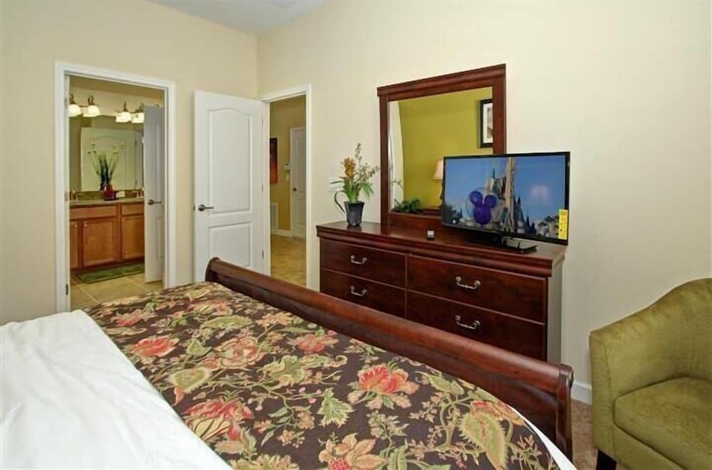 Champions Gate #4 - The Retreat - 8 Bed 5 Baths Villa Family Villa, Multiple Bedrooms, Garden Area 20