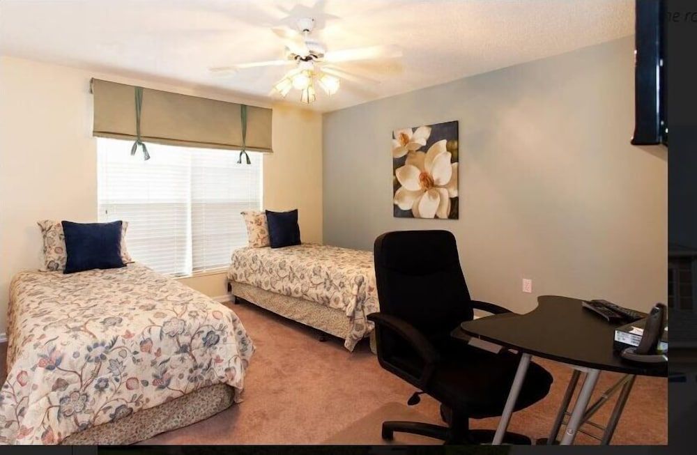 undefined Ly235476 - Oak Island Harbour - 4 Bed 2.5 Baths Villa