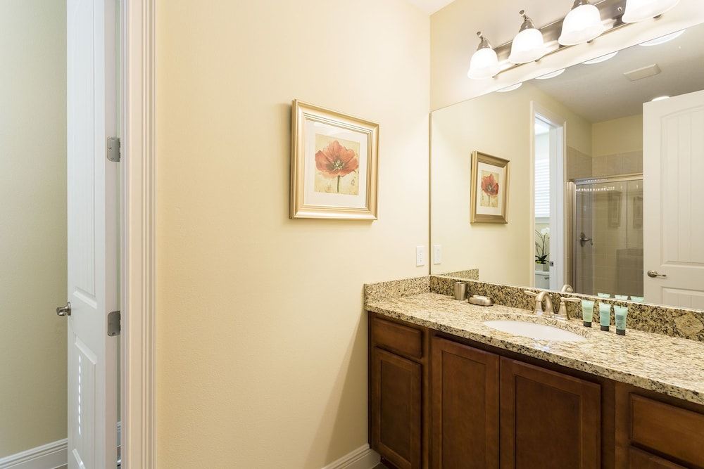 The Encore Club #4 - 10 Bed 10 Baths Villa Family Villa, Multiple Bedrooms, Garden Area 16