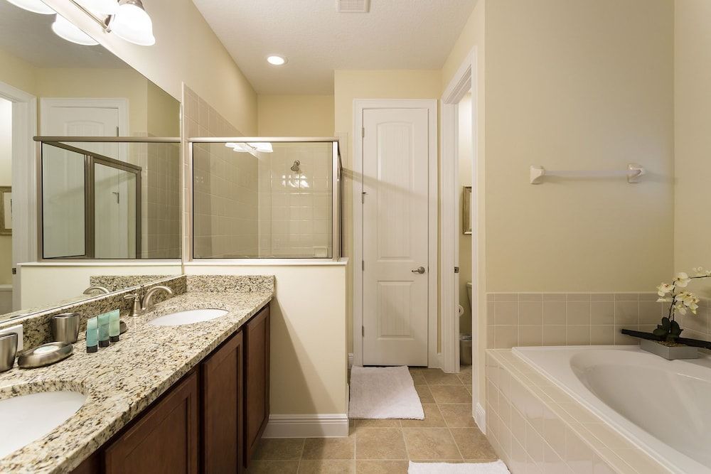 The Encore Club #4 - 10 Bed 10 Baths Villa Family Villa, Multiple Bedrooms, Garden Area 13