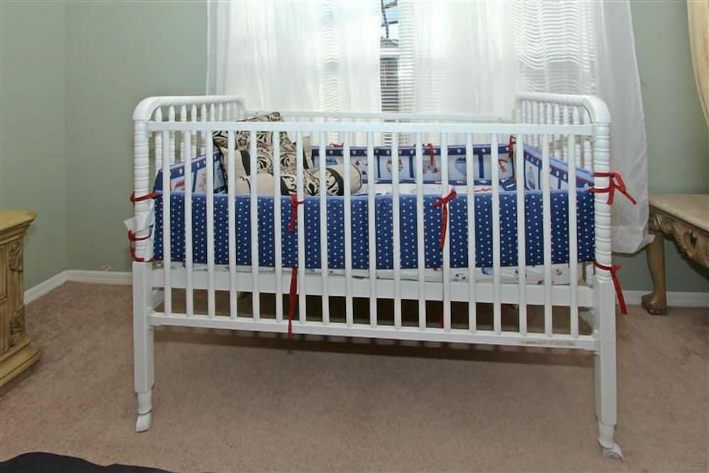 Emerald Island #4 - 7 Bed 6 Baths Villa Family Villa, Multiple Bedrooms, Garden Area 11