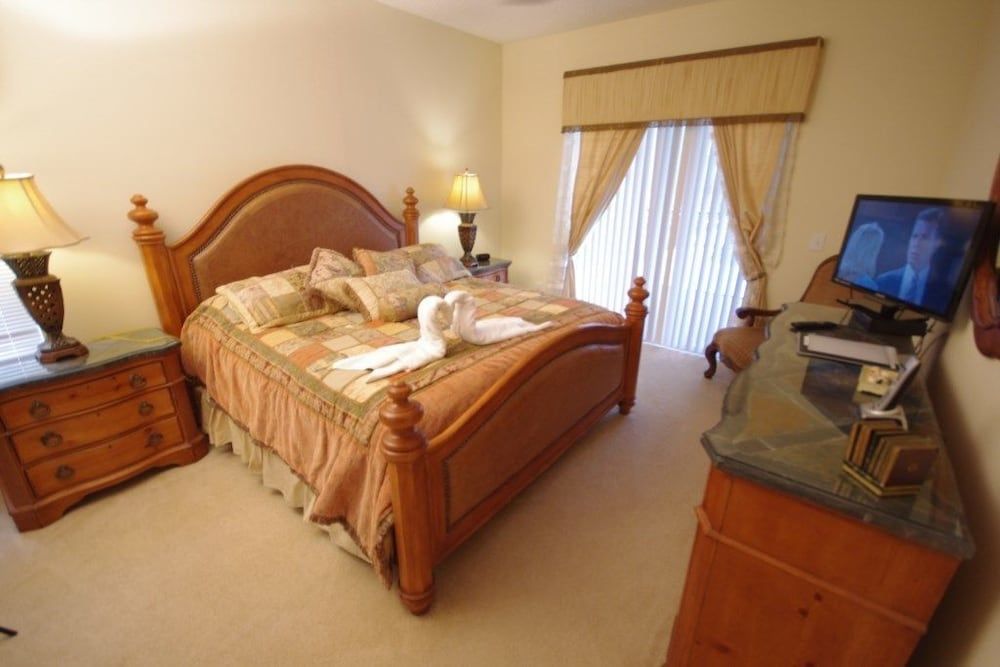 Ly53773 - Emerald Island - 6 Bed 5.5 Baths Villa Family Villa, Hot Tub, Garden Area