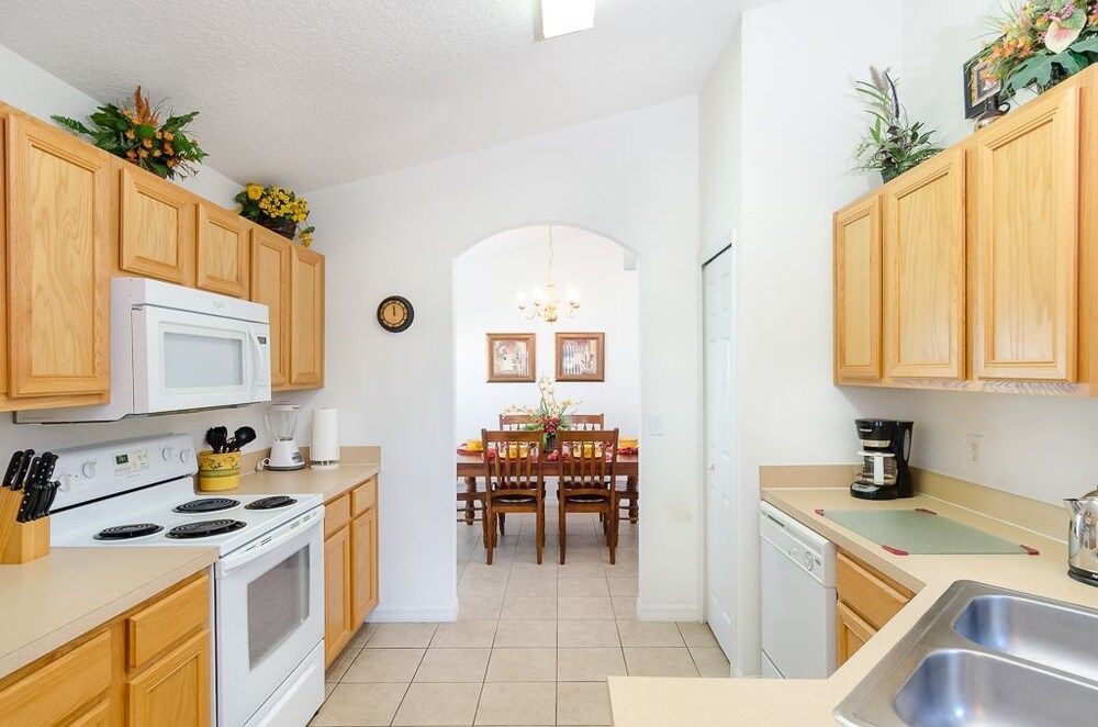 Ovm3553 - Emerald Island - 5 Bed 3 Baths Villa Family Villa, Hot Tub, Garden Area 13