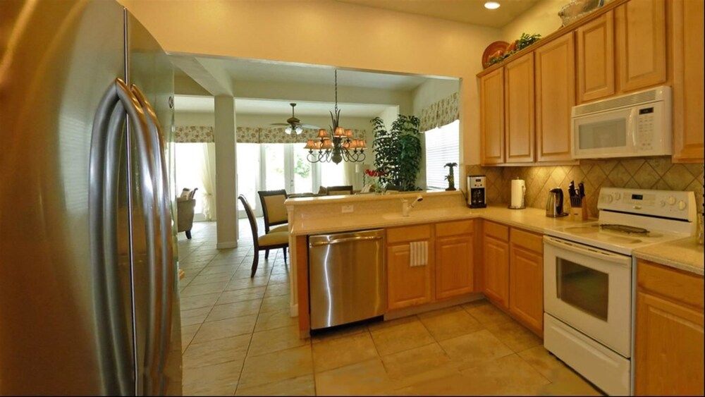 Je37919 - Reunion Resort - 4 Bed 4 Baths Villa Family Villa, Hot Tub, Garden Area 12