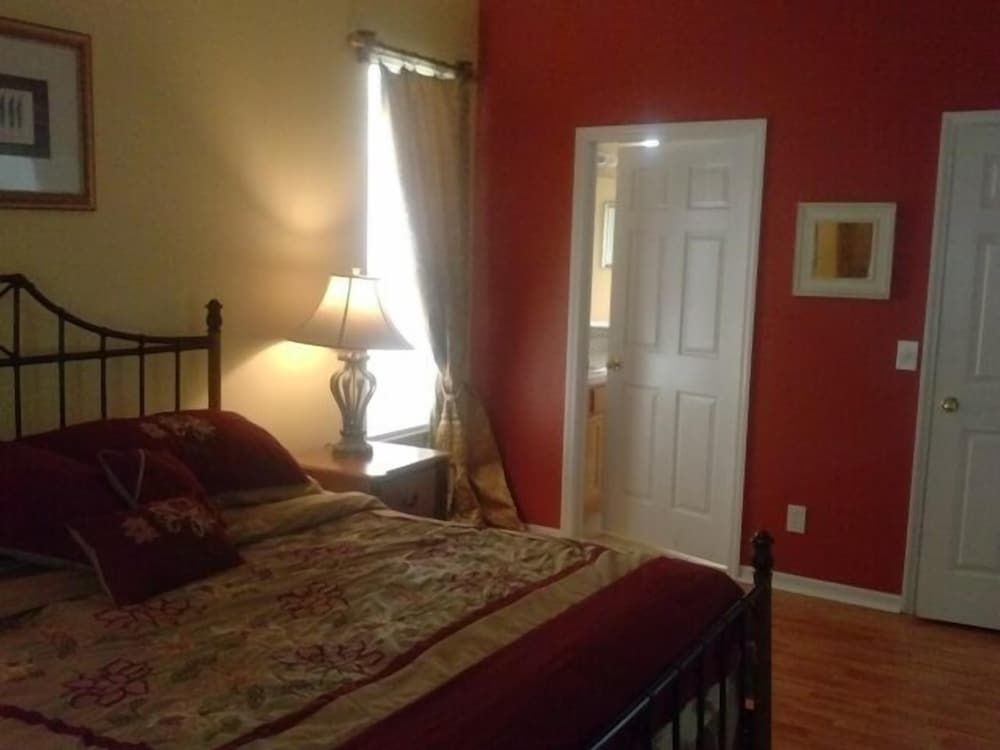 Ov3517 - Emerald Island - 7 Bed 4.5 Baths Villa Family Villa, Multiple Bedrooms, Hot Tub, Garden Area 9