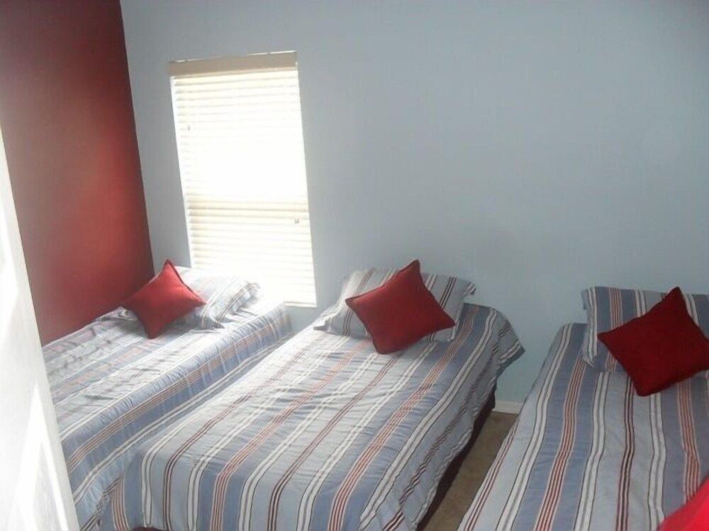 Ov3517 - Emerald Island - 7 Bed 4.5 Baths Villa Family Villa, Multiple Bedrooms, Hot Tub, Garden Area 5