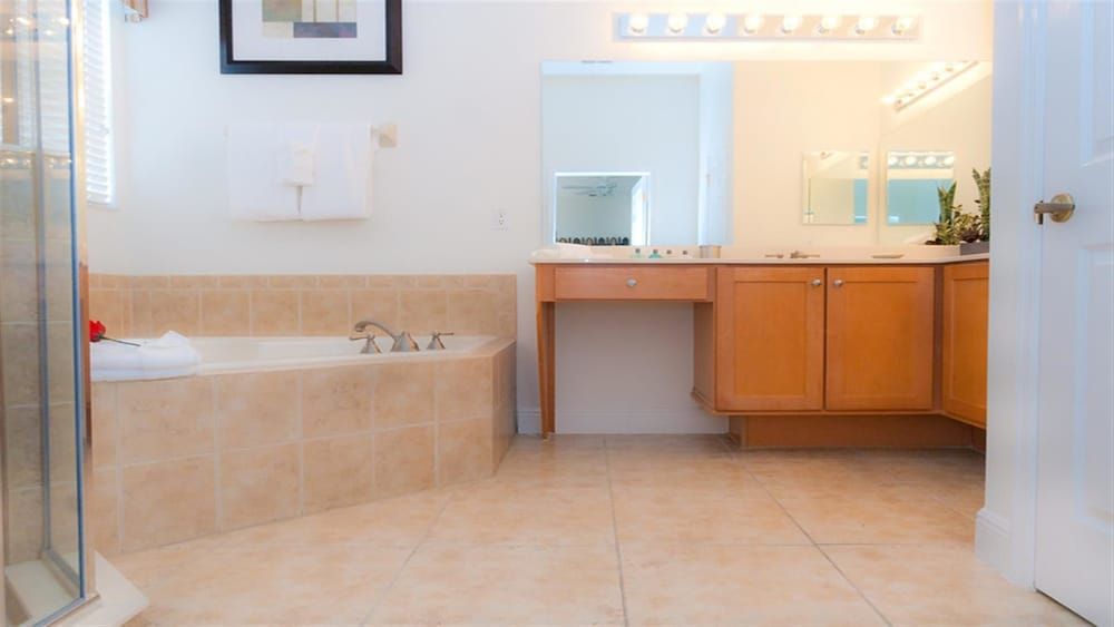 Je43024 - Reunion Resort - 4 Bed 2 Baths Villa Family Villa, Hot Tub, Garden Area 10