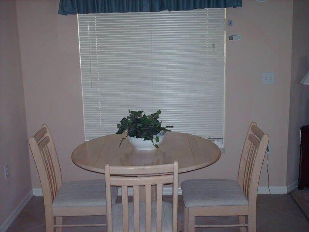 undefined Ov2650 - Lake Berkley - 4 Bed 3 Baths Villa 7