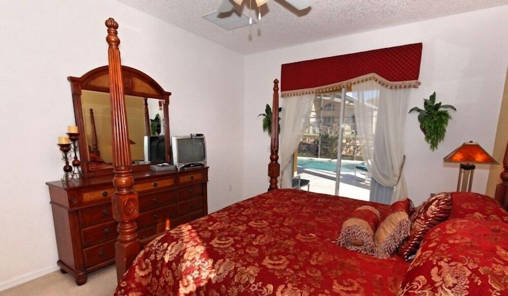 Ov556 - Emerald Island - 7 Bed 4 Baths Villa Family Villa, Balcony, Garden Area 10