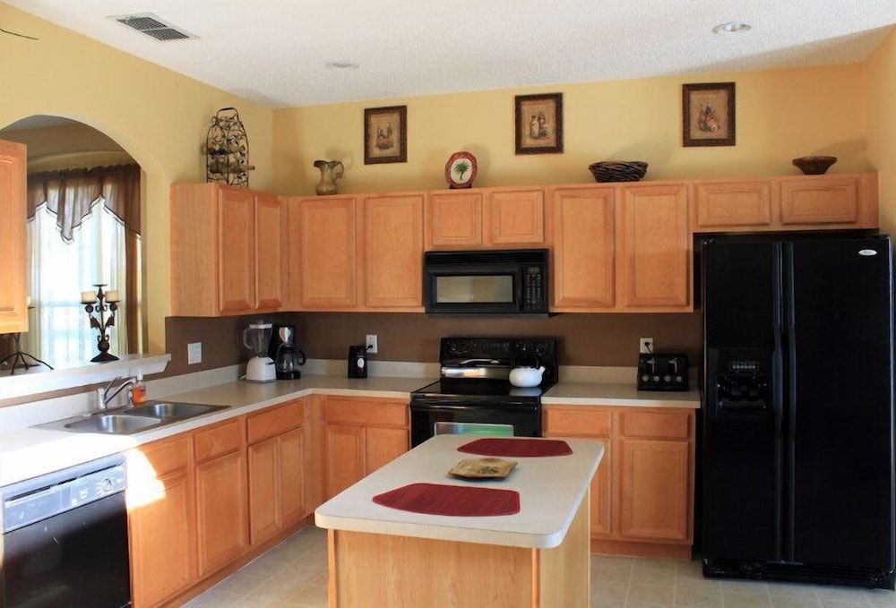 Ov2182 - Emerald Island - 7 Bed 5.5 Baths Villa Family Villa, Multiple Bedrooms, Hot Tub, Garden Area 11