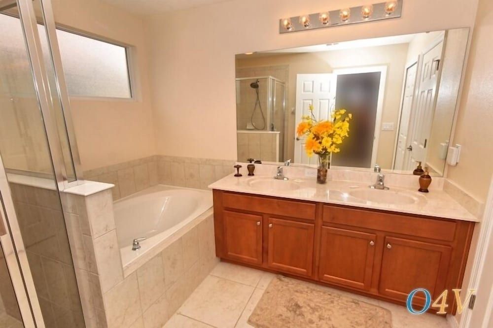 Ov2630 - Bella Vida Resort - 6 Bed 5.5 Baths Villa Family Villa, Hot Tub, Garden Area 9