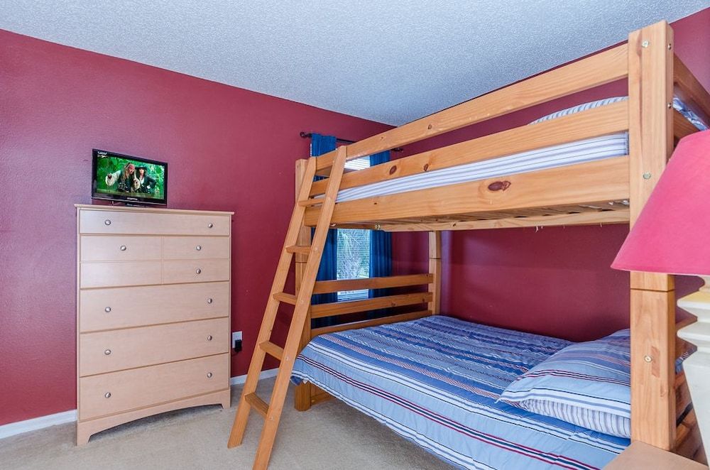 Ov1105 - Emerald Island - 6 Bed 4.5 Baths Villa Family Villa, Hot Tub, Garden Area 9