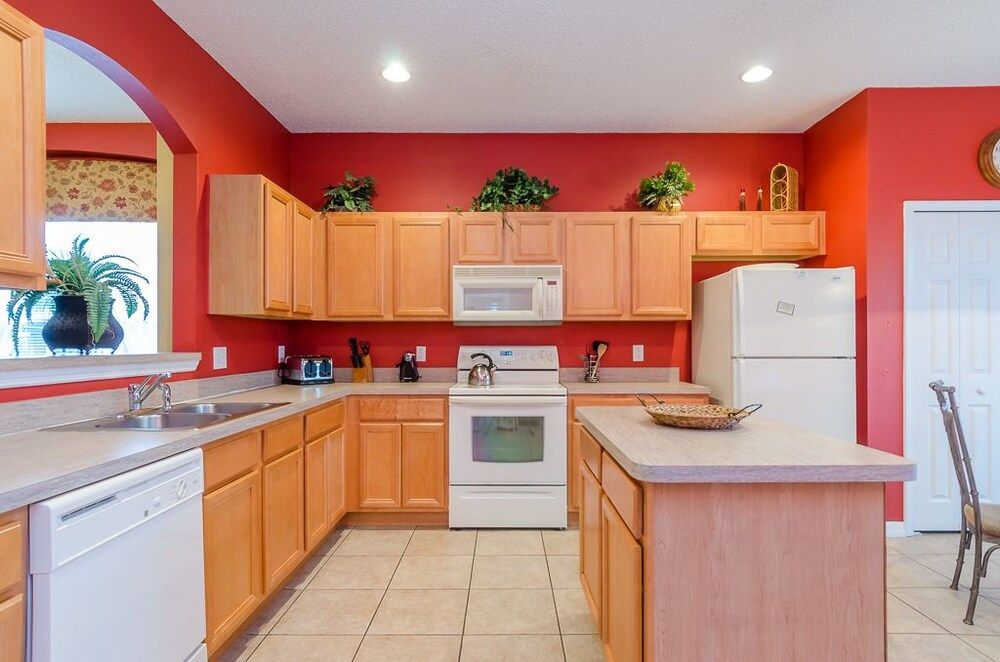 Ov1105 - Emerald Island - 6 Bed 4.5 Baths Villa Family Villa, Hot Tub, Garden Area 18