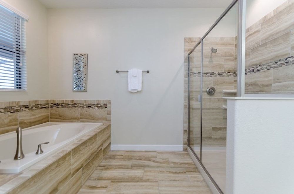 Ev220208 - Champions Gate Resort - 8 Bed 5 Baths Villa Family Villa, Multiple Bedrooms, Hot Tub, Garden Area 10