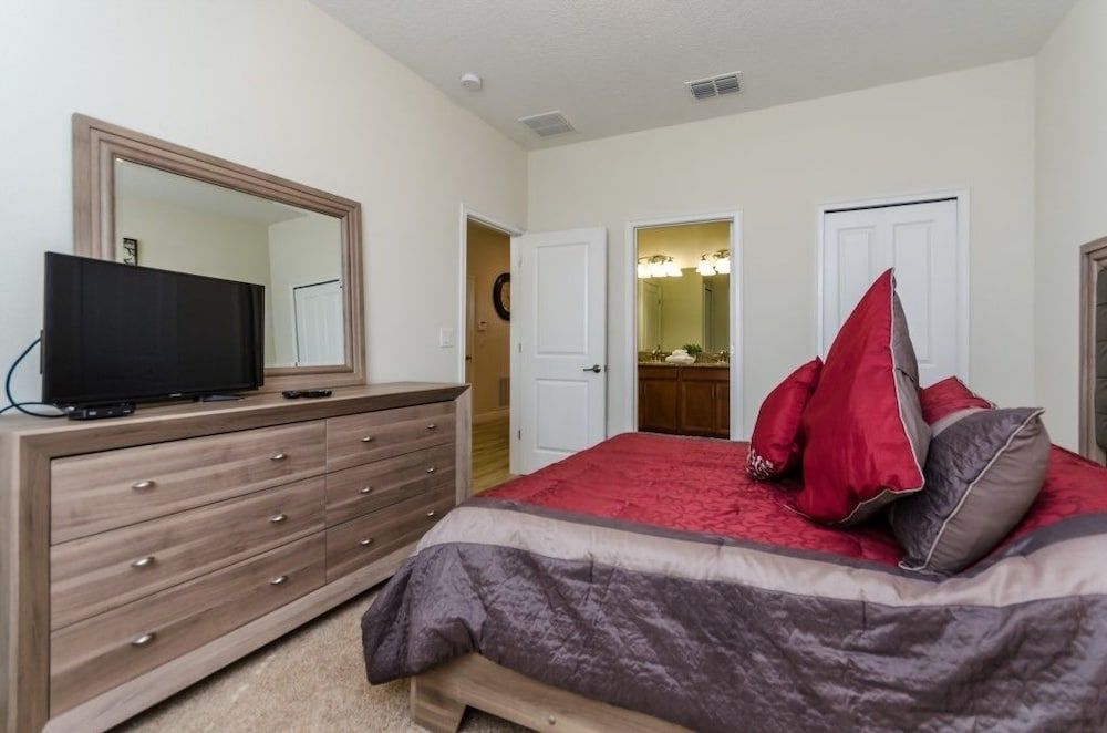 Ev220208 - Champions Gate Resort - 8 Bed 5 Baths Villa Family Villa, Multiple Bedrooms, Hot Tub, Garden Area 5