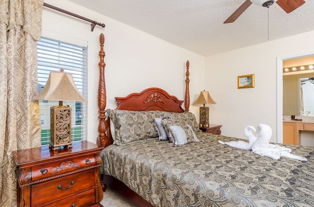 Ovm648 - Emerald Island - 7 Bed 4 Baths Villa Family Villa, Multiple Bedrooms, Hot Tub, Garden Area 7