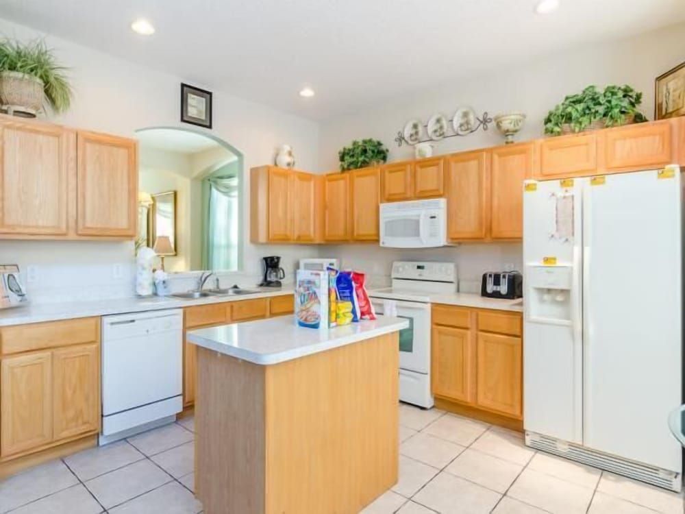 Ov535 - Emerald Island - 7 Bed 4 Baths Villa Family Villa, Multiple Bedrooms, Hot Tub, Garden Area 20