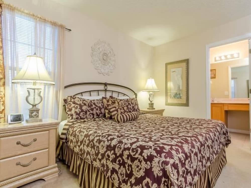 Ov535 - Emerald Island - 7 Bed 4 Baths Villa Family Villa, Multiple Bedrooms, Hot Tub, Garden Area 12