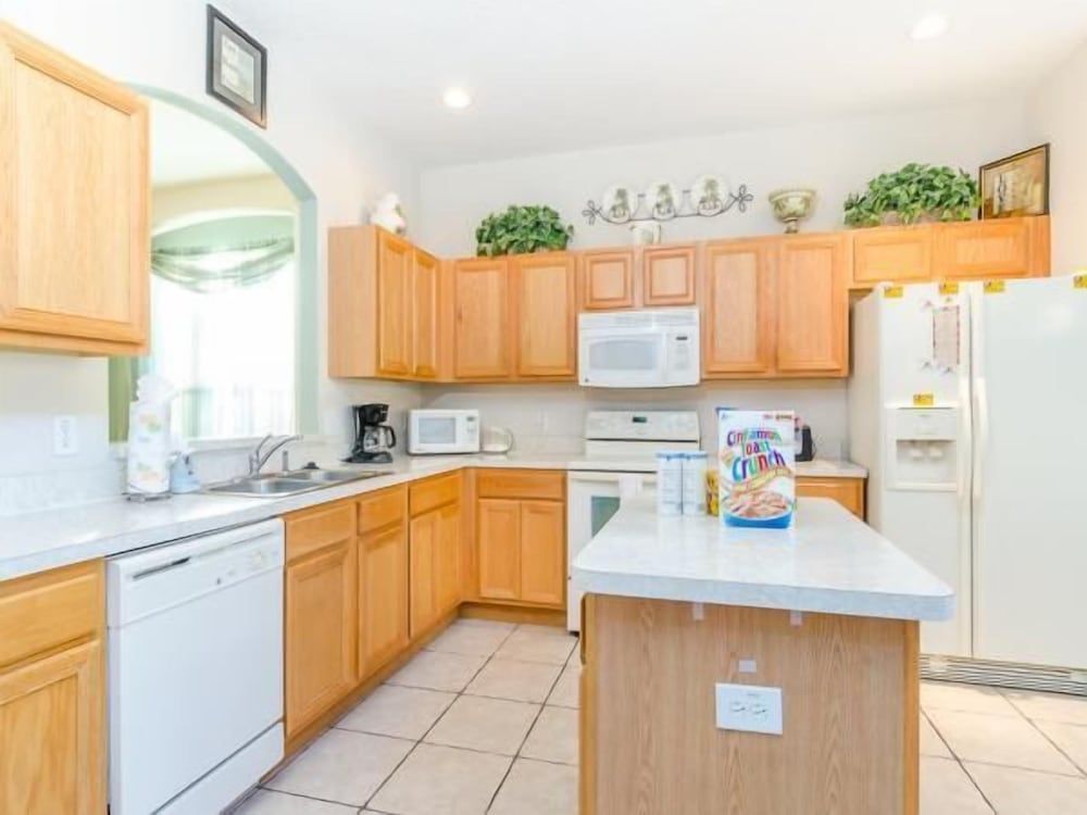 Ov535 - Emerald Island - 7 Bed 4 Baths Villa Family Villa, Multiple Bedrooms, Hot Tub, Garden Area 19