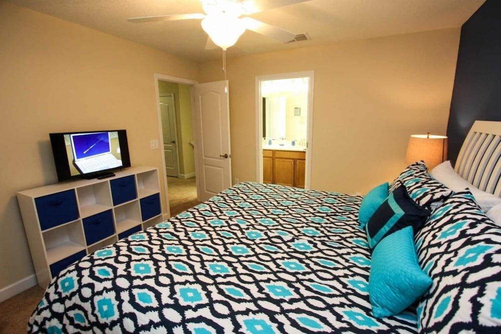 Ov4079 - Champions Gate Resort - 7 Bed 5 Baths Villa Family Villa, Multiple Bedrooms, Hot Tub, Garden Area 8