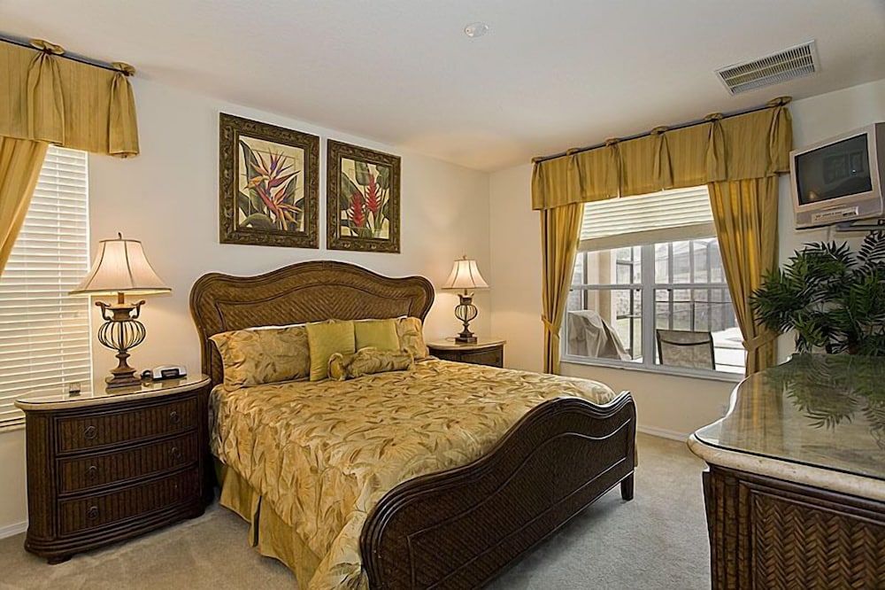 Ov1963 - Emerald Island - 5 Bed 4 Baths Villa Family Villa, Balcony, Garden Area