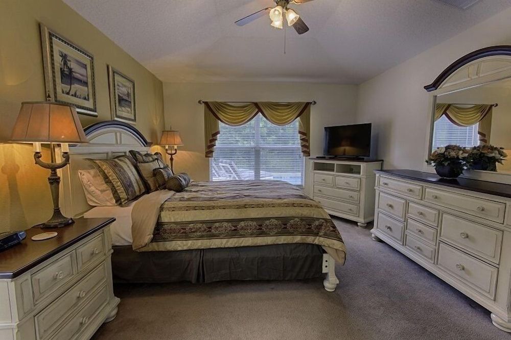 Ov1058 - Emerald Island - 5 Bed 3 Baths Villa Family Villa, Hot Tub, Garden Area 3