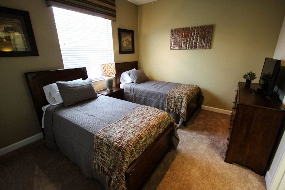 Ov4103 - Champions Gate Resort - 4 Bed 3 Baths Villa Family Condo, Balcony, Garden Area 2