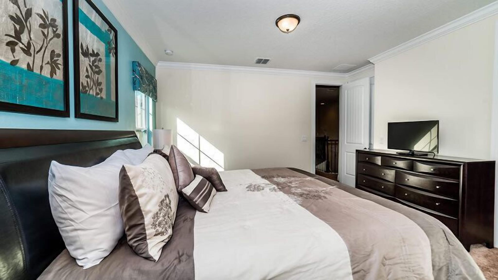 Ov4819 - Reunion Resort - 5 Bed 4.5 Baths Villa Family Condo, Balcony, Garden Area 2