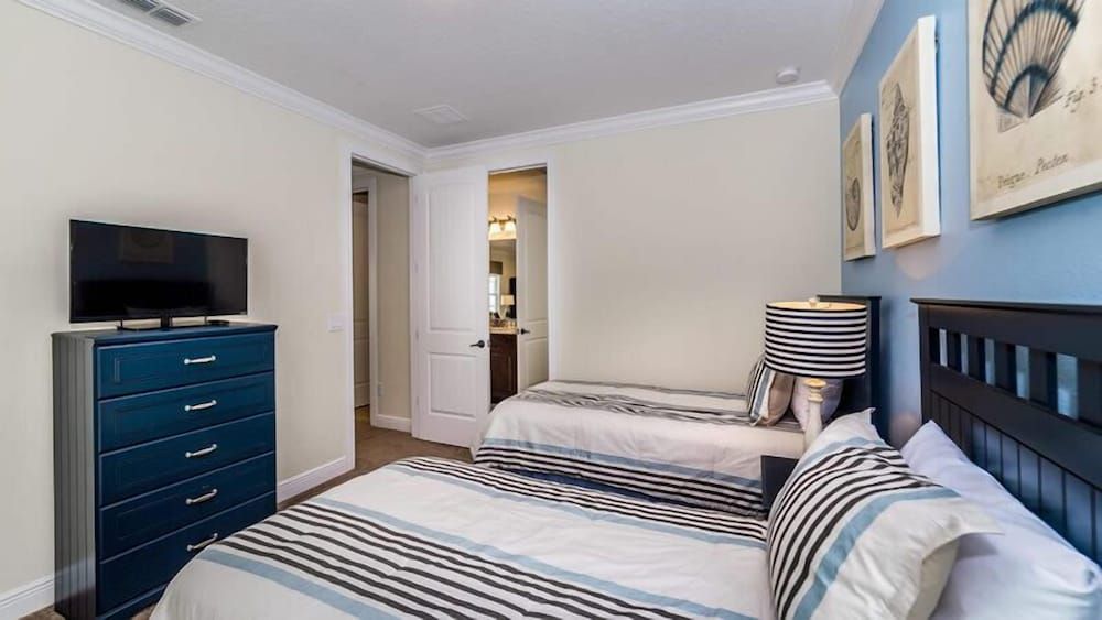 Ov4819 - Reunion Resort - 5 Bed 4.5 Baths Villa Family Condo, Balcony, Garden Area 6