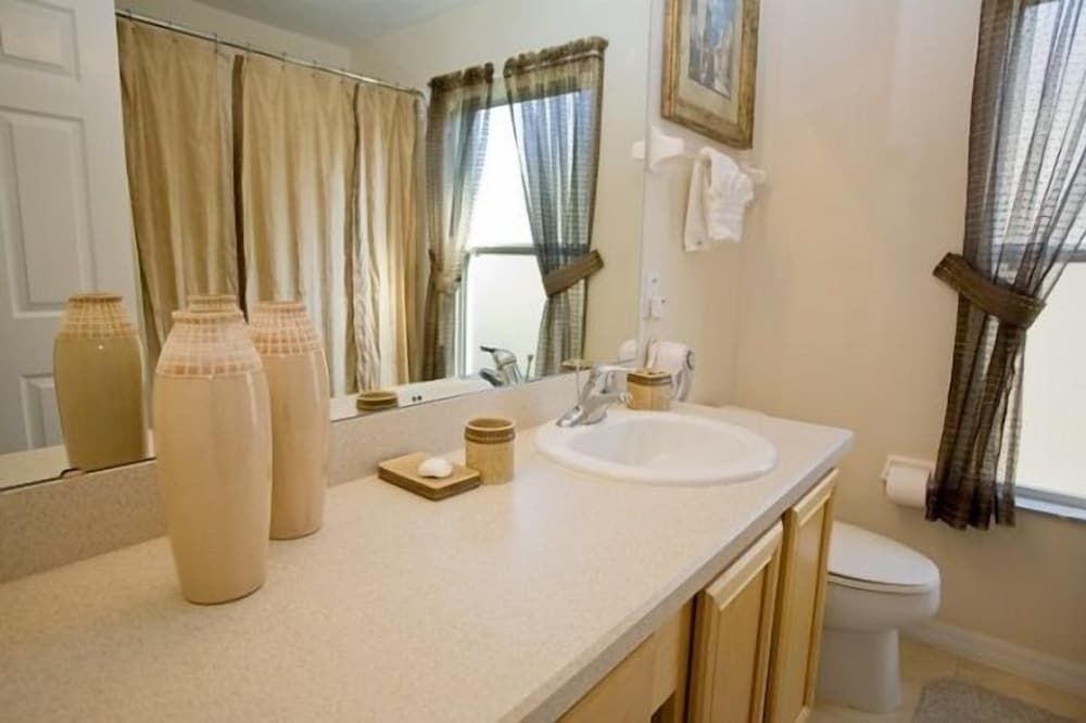 Ov1839 - Emerald Island - 5 Bed 3.5 Baths Villa Family Villa, Hot Tub, Garden Area 9