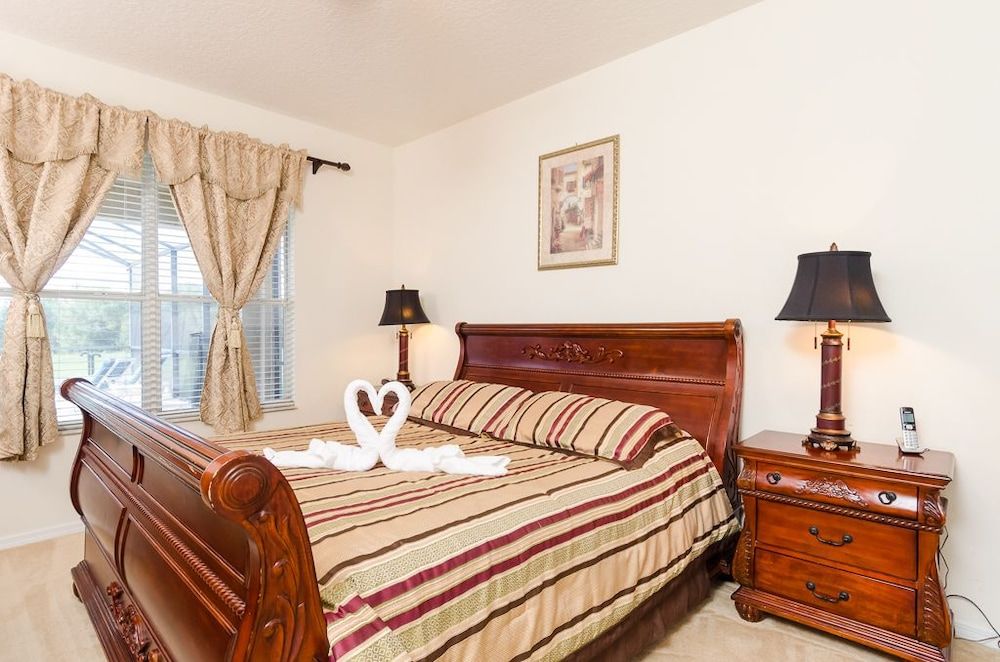 Ovm654 - Emerald Island - 7 Bed 4 Baths Villa Family Villa, Multiple Bedrooms, Hot Tub, Garden Area 11