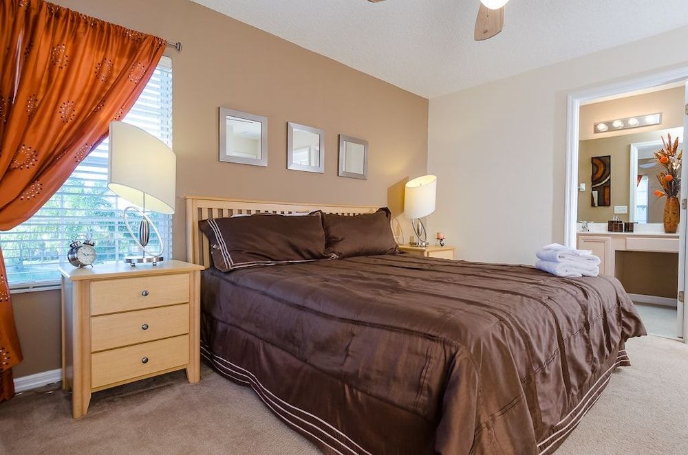 Ov1138 - Emerald Island - 7 Bed 4.5 Baths Villa Family Villa, Multiple Bedrooms, Hot Tub, Garden Area 10