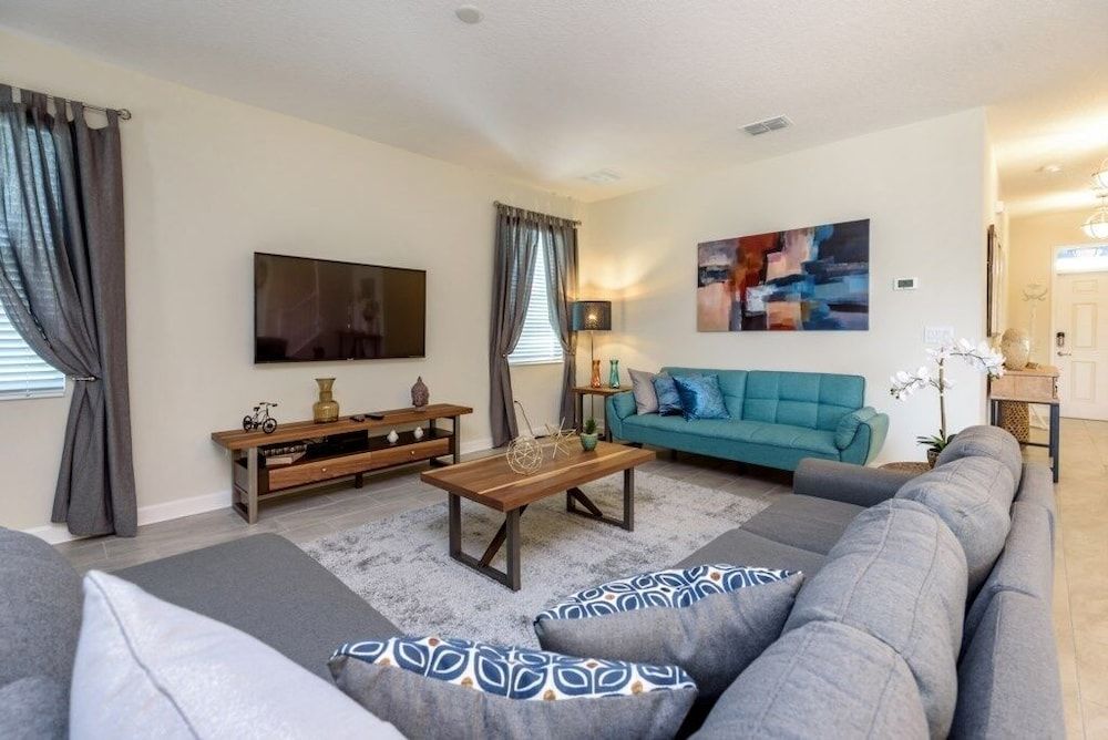 undefined 8908sd00 6 Bedroom Villa by RedAwning