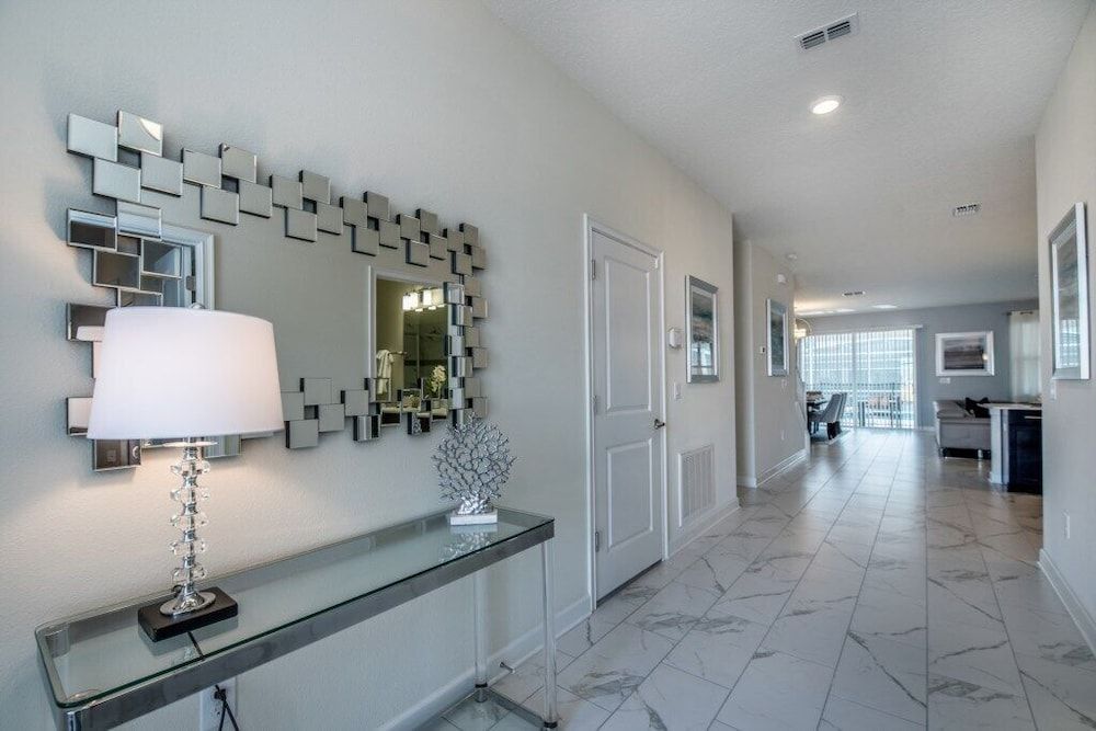 8942tw 8 Bedroom Villa by RedAwning Villa, Multiple Bedrooms 24