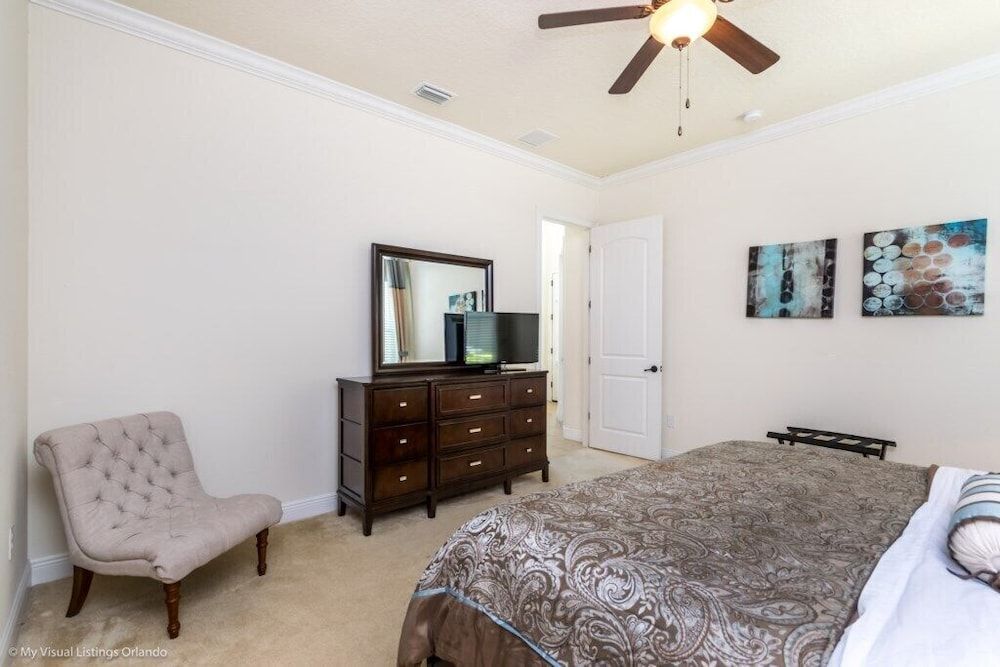 Reunion Resort 5 Bed Majestic ! 5 Bedroom Villa by RedAwning Villa, 5 Bedrooms 2