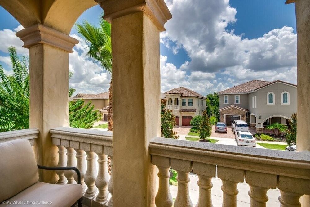 undefined Reunion Resort 5 Bed Majestic ! 5 Bedroom Villa by RedAwning 2