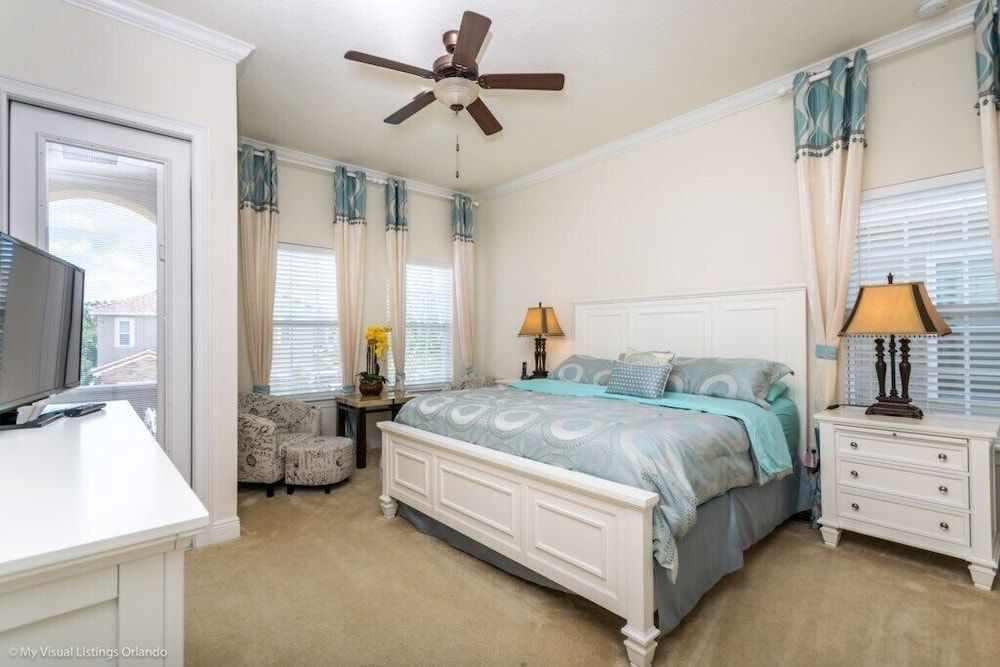 Reunion Resort 5 Bed Majestic ! 5 Bedroom Villa by RedAwning Villa, 5 Bedrooms 6