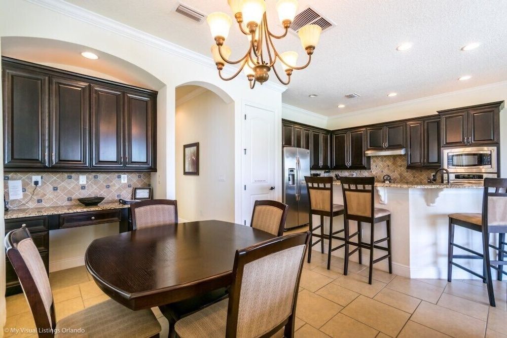 undefined Reunion Resort 5 Bed Majestic ! 5 Bedroom Villa by RedAwning 4