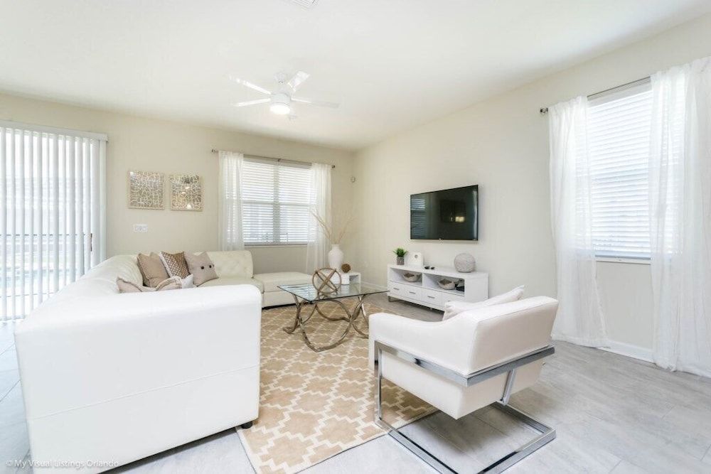 8946tw 8 Bedroom Villa by RedAwning Villa, Multiple Bedrooms 14