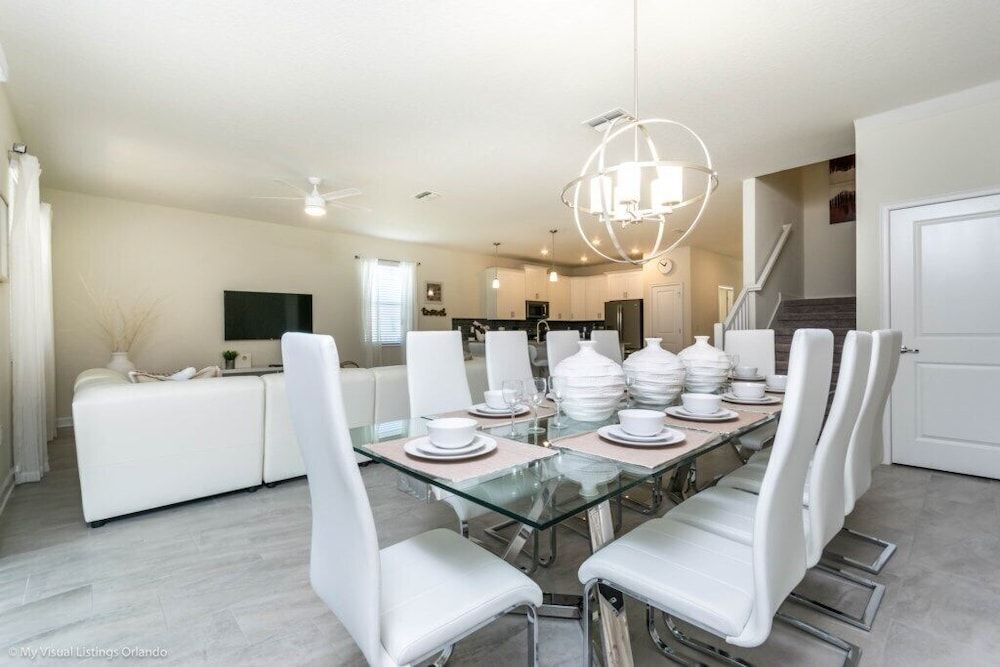 8946tw 8 Bedroom Villa by RedAwning Villa, Multiple Bedrooms 22