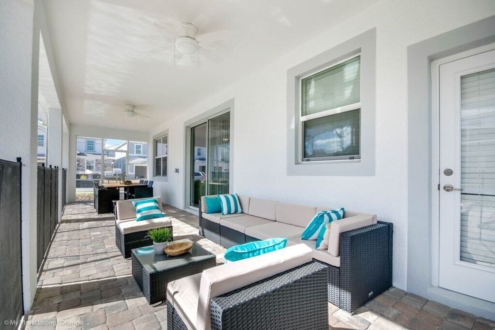 8946tw 8 Bedroom Villa by RedAwning Villa, Multiple Bedrooms 25