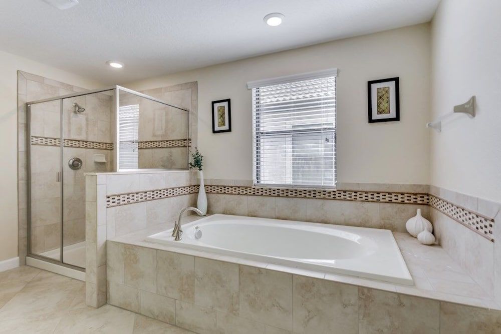 Best Resort In Disney Area! 6 Bedroom Villa by RedAwning Villa, 6 Bedrooms 35