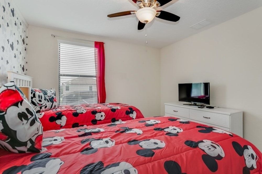 Best Resort In Disney Area! 6 Bedroom Villa by RedAwning Villa, 6 Bedrooms 8