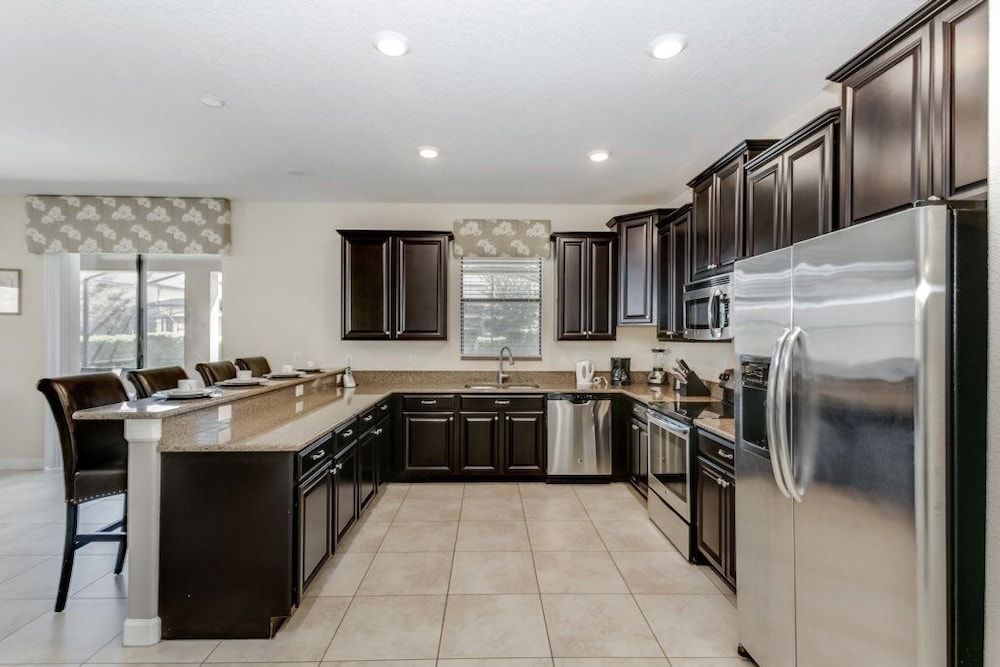 Best Resort In Disney Area! 6 Bedroom Villa by RedAwning Villa, 6 Bedrooms 18
