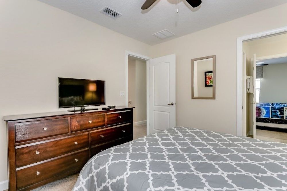 Best Resort In Disney Area! 6 Bedroom Villa by RedAwning Villa, 6 Bedrooms 14