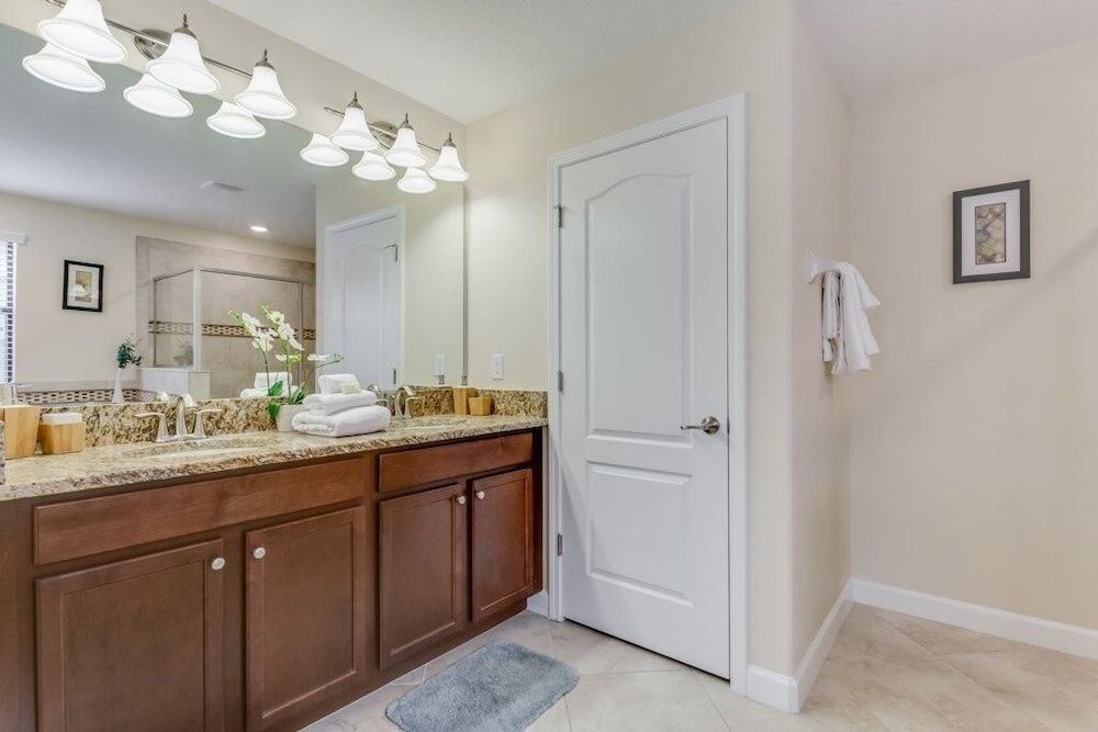 Best Resort In Disney Area! 6 Bedroom Villa by RedAwning Villa, 6 Bedrooms 34