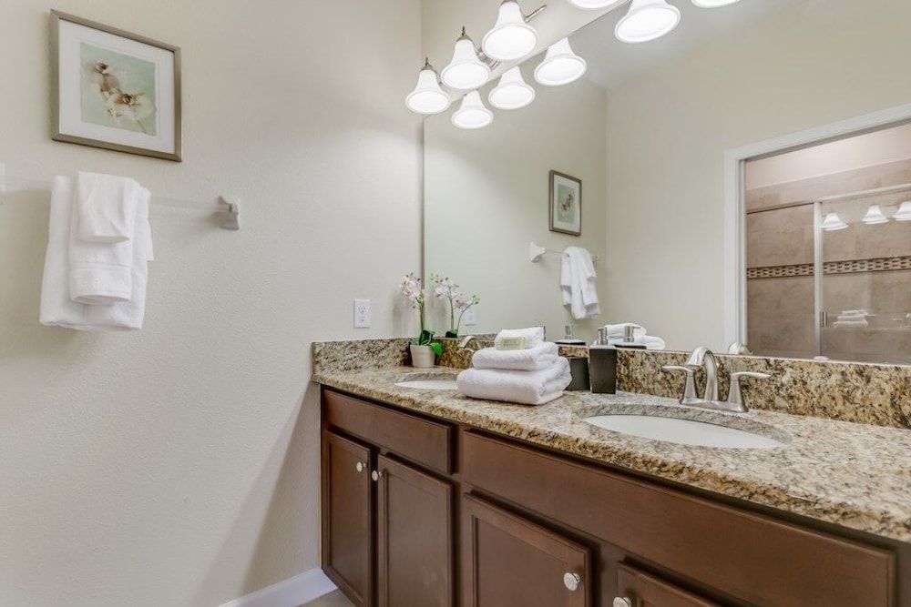 Best Resort In Disney Area! 6 Bedroom Villa by RedAwning Villa, 6 Bedrooms 33