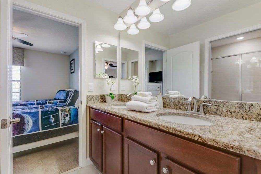 Best Resort In Disney Area! 6 Bedroom Villa by RedAwning Villa, 6 Bedrooms 39